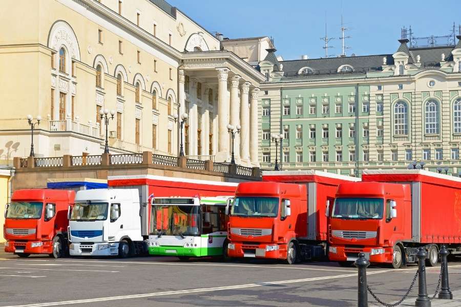 Mercado de autobuses remonta en septiembre